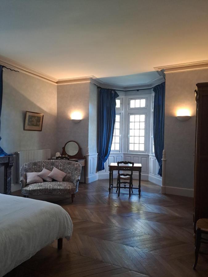 Chateau De La Redortiere Bed & Breakfast Mouzon  ภายนอก รูปภาพ